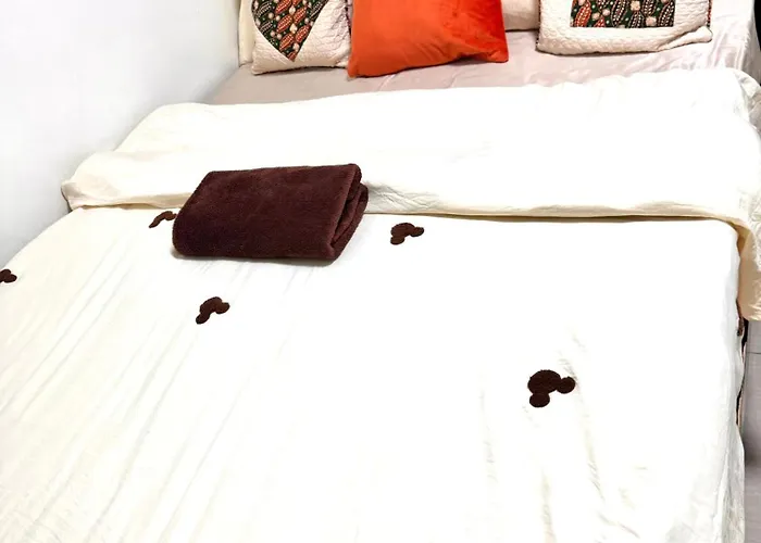 La Chicka Staycation -1292 Apartment Manila
